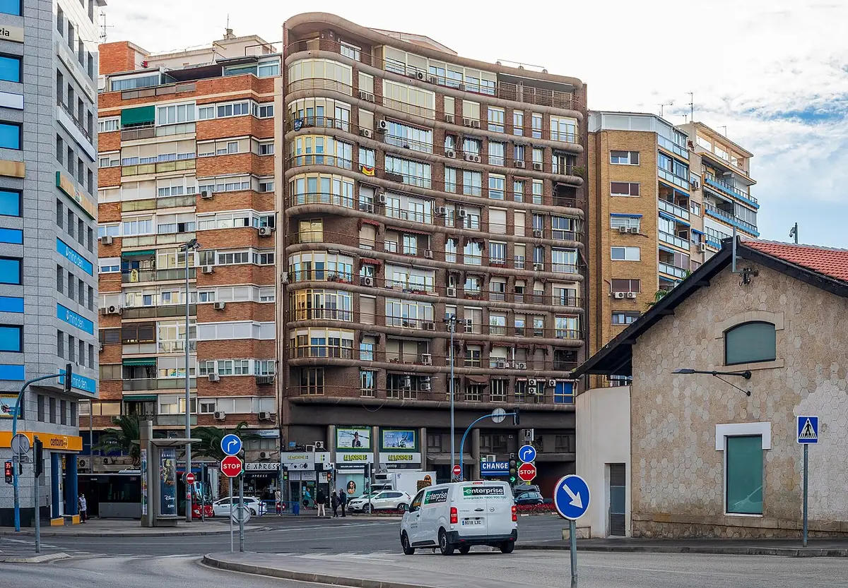 Des immeubles d’habitation le long de l’avenue de Salamanque, Alicante