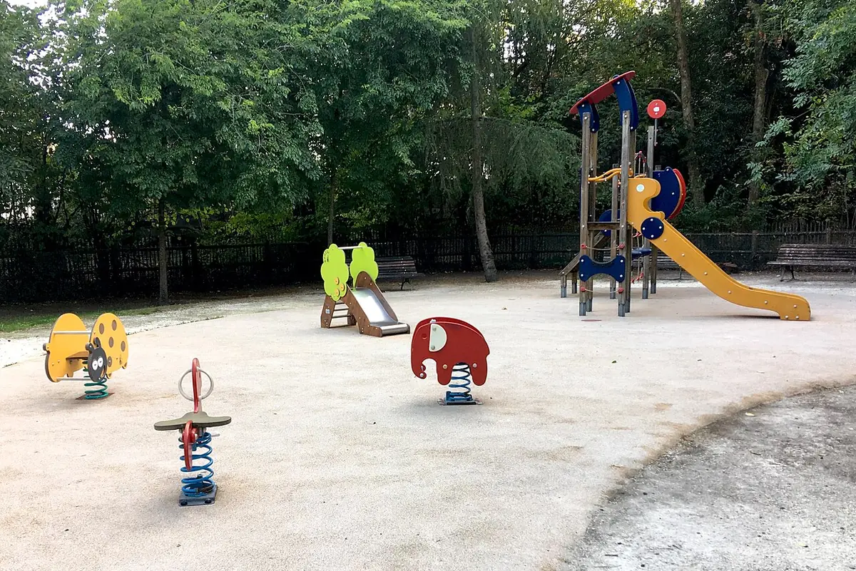 L’aire de jeux du Parc Rivière à Bordeaux, un espace pour les familles