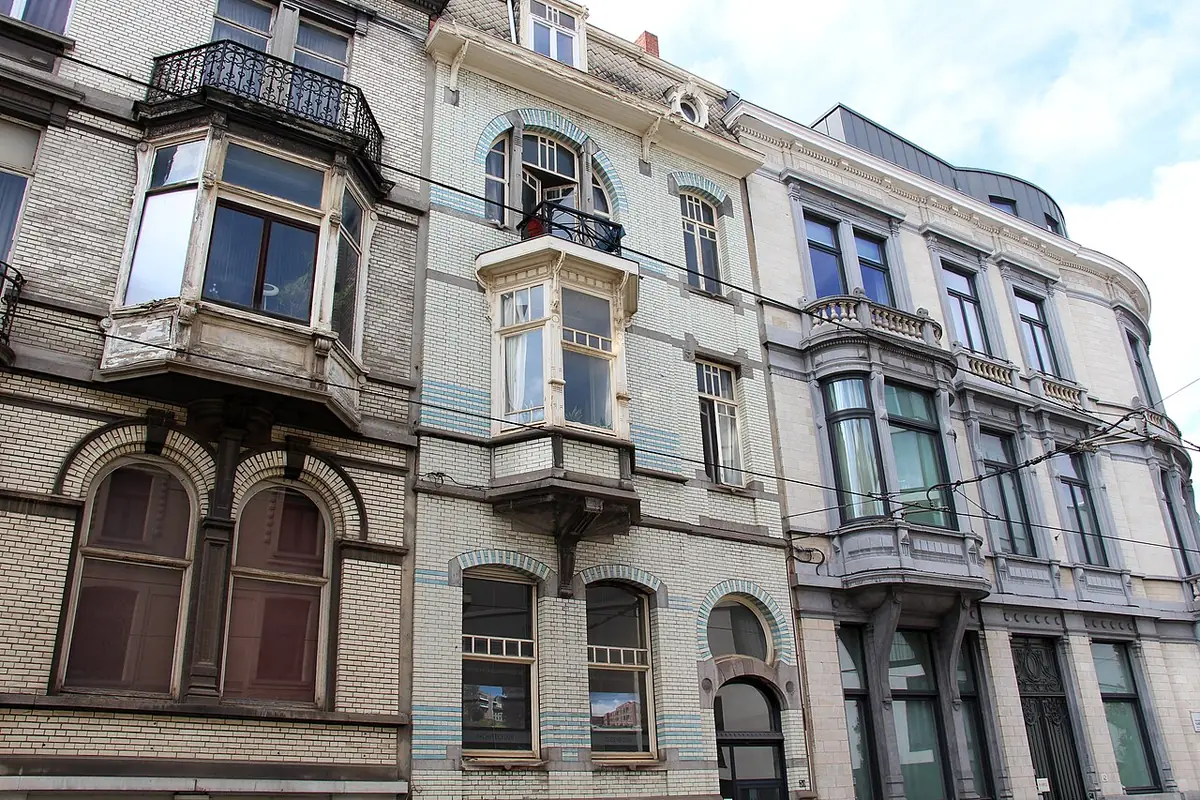 Un immeuble Art nouveau aux balcons ouvragés à Gand