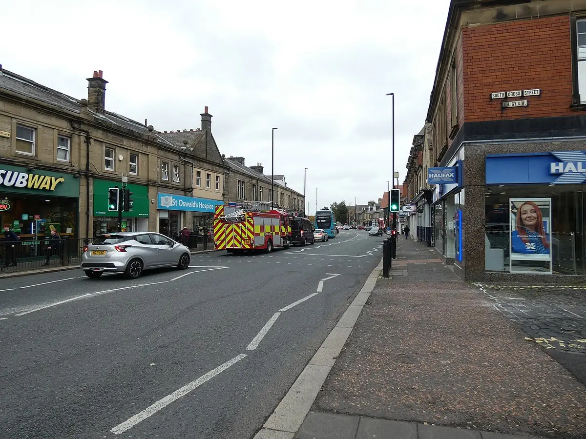 La grande rue commerçante de Gosforth avec ses boutiques