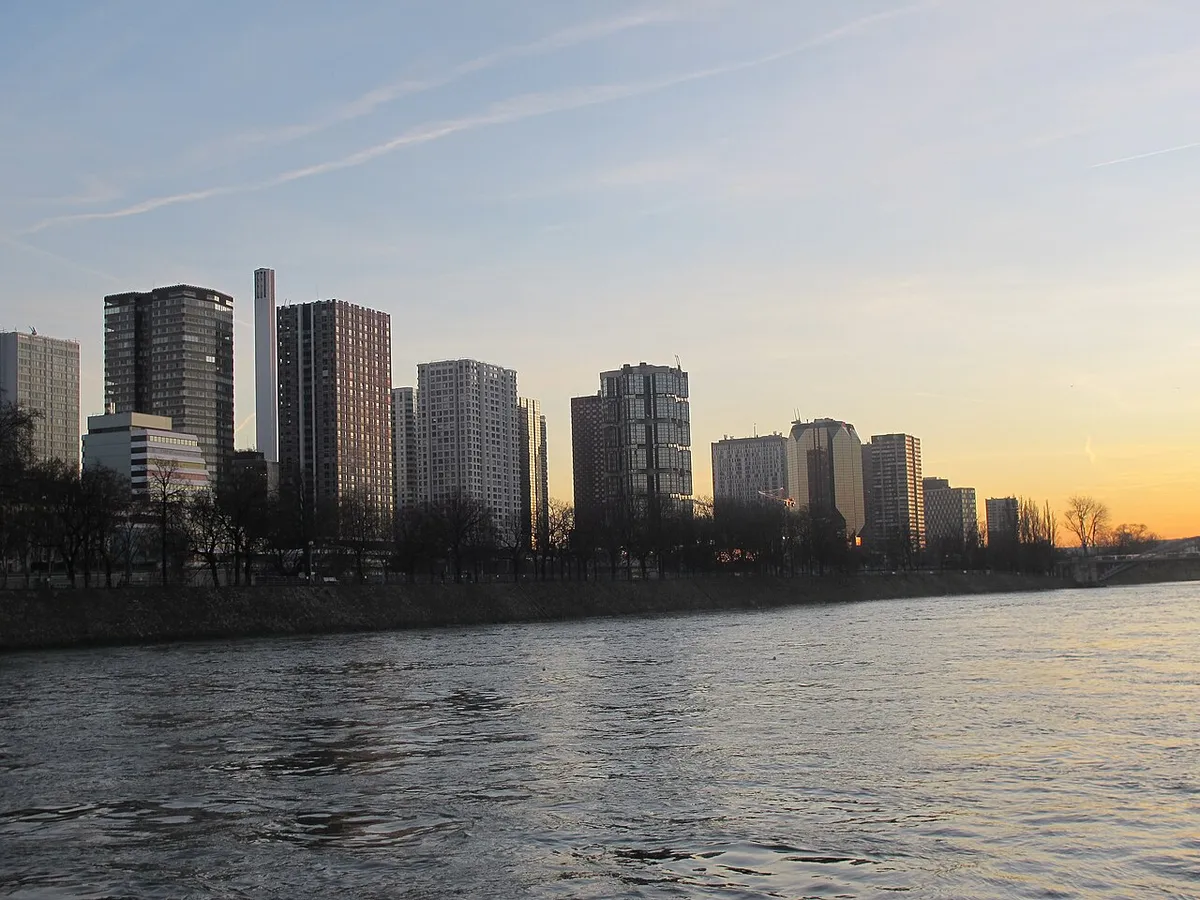 Vue du Front de Seine (Paris)