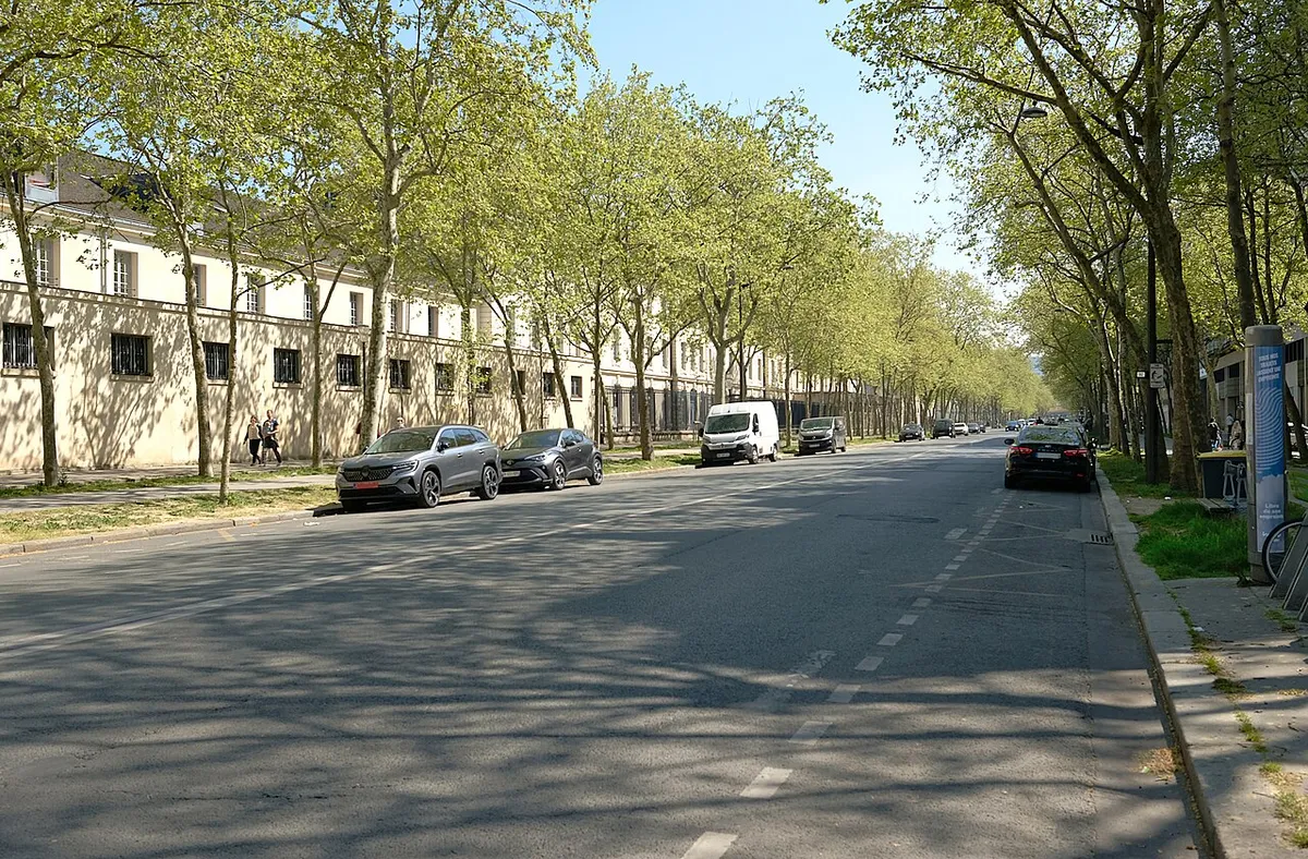 Avenue de Suffren (depuis l'avenue de la Motte-Picquet) - Paris 7e et 15e.