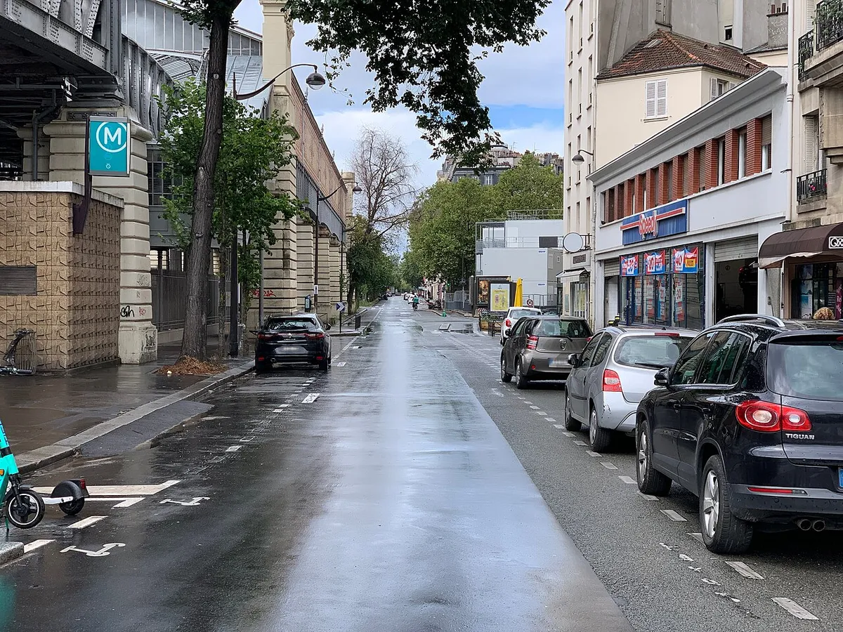Boulevard Garibaldi, Paris.