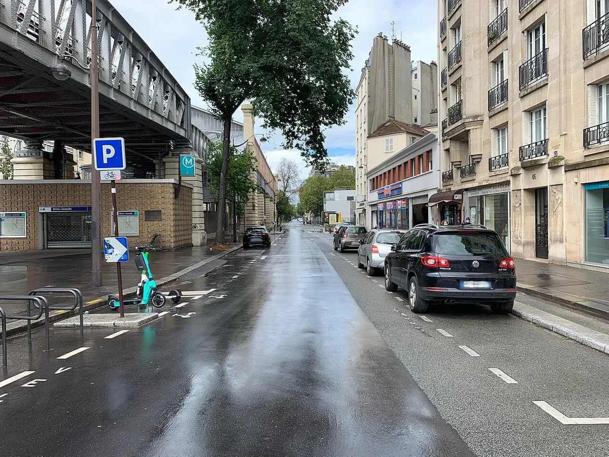 Boulevard Garibaldi, Paris.