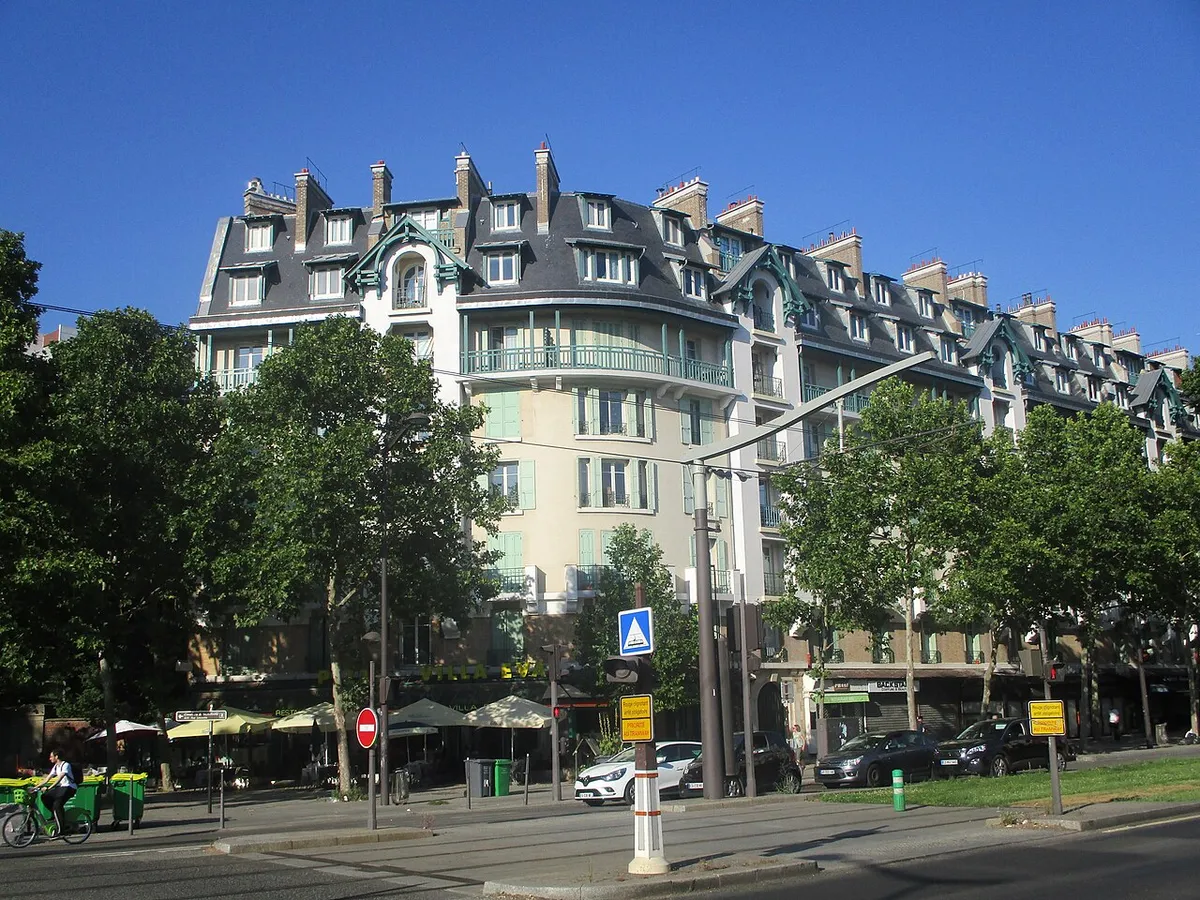5 boulevard Victor, Paris XVe.