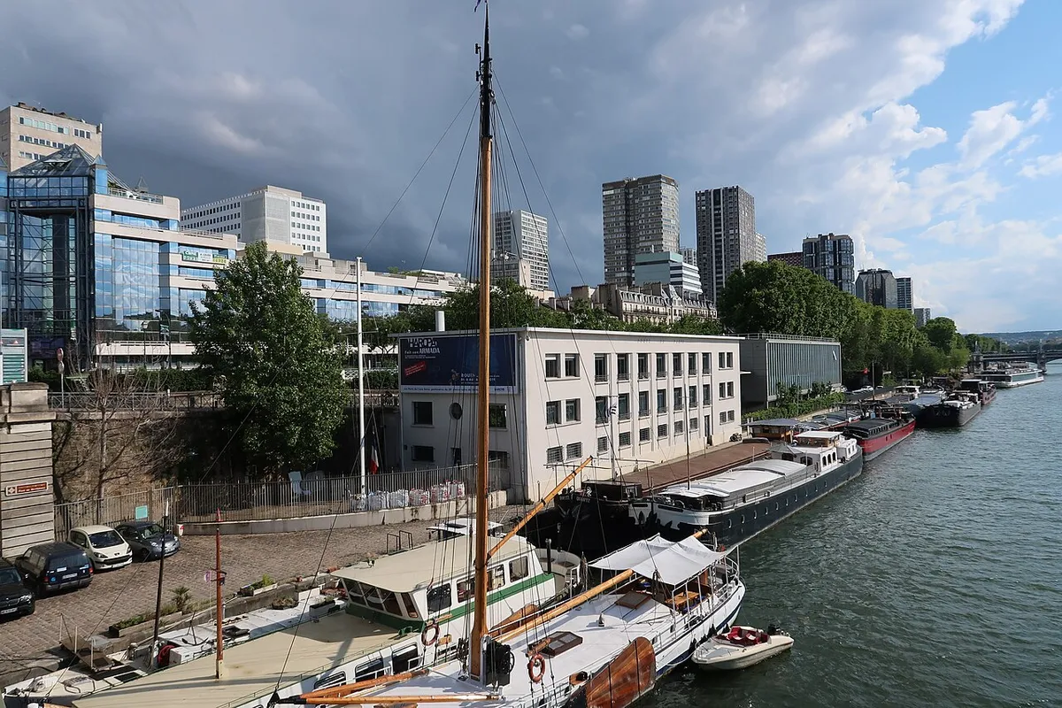 Port de Grenelle (Paris, 15e).