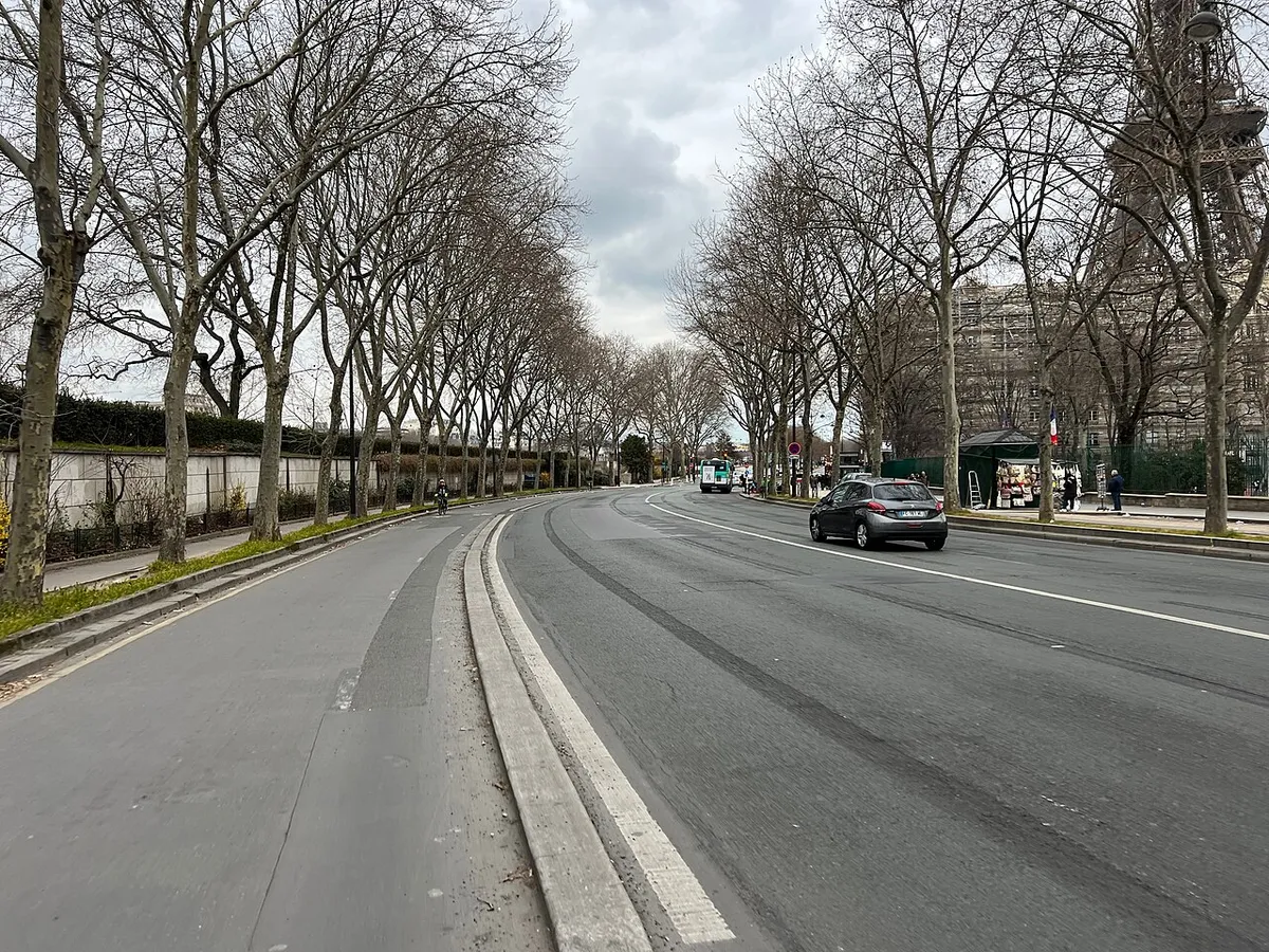 Quai Jacques Chirac, Paris.