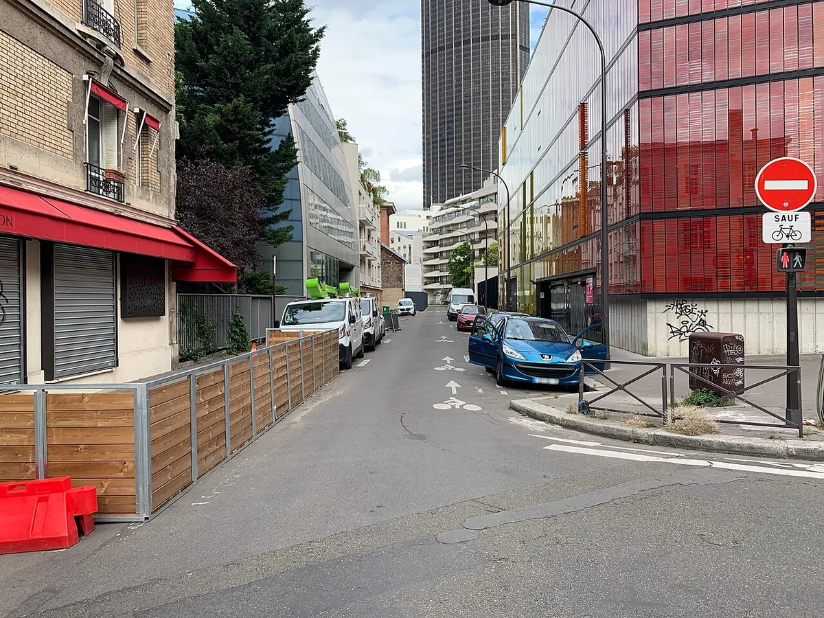Rue Antoine Bourdelle, Paris.