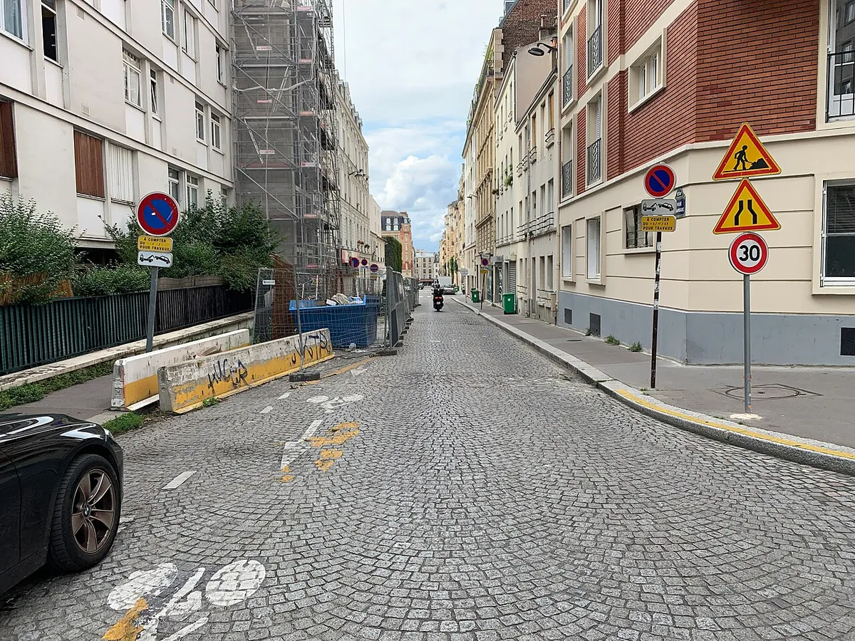 Rue Bargue, Paris.