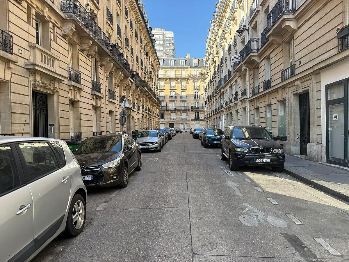 Rue Bouilloux Lafont, Paris.