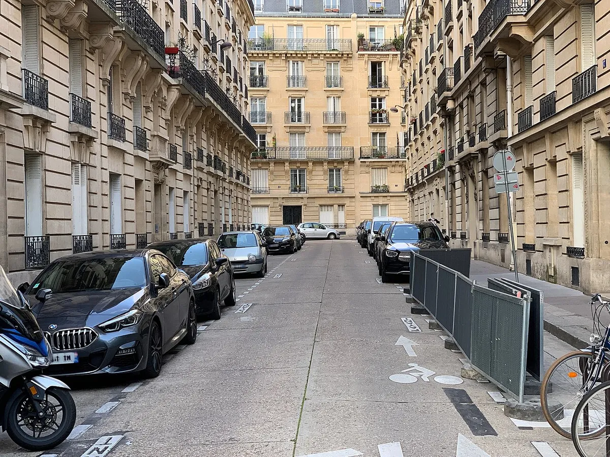 Rue Bouilloux-Lafont, Paris.