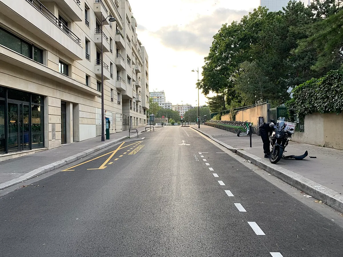 Rue Cauchy, Paris.
