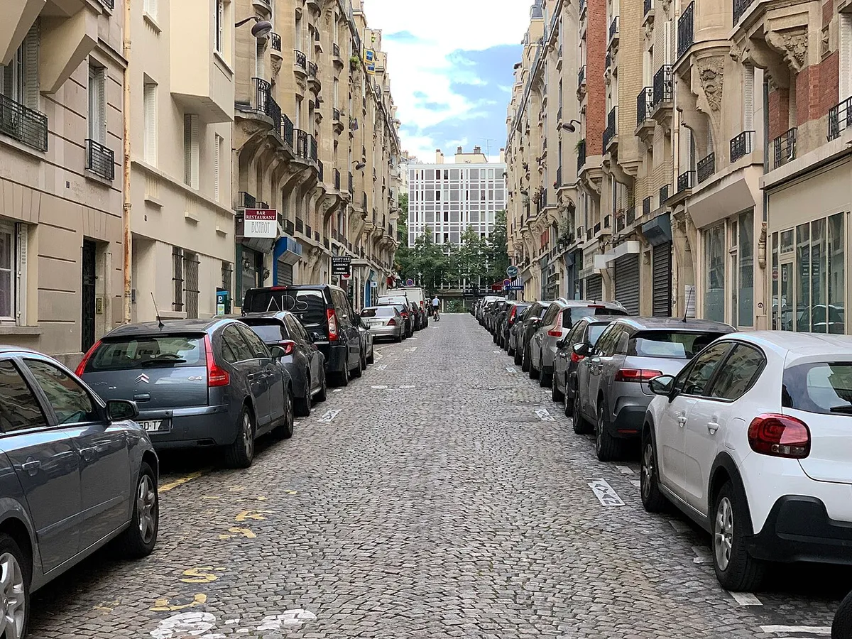 Rue de Cadix, Paris.
