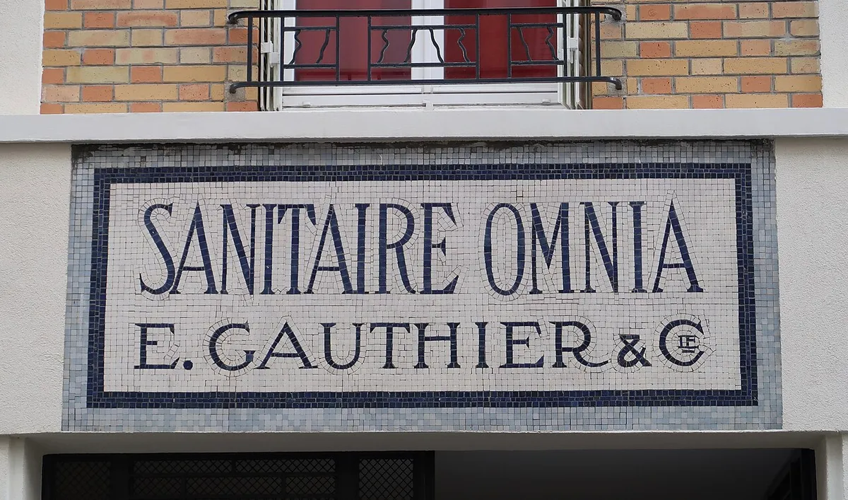 Sanitaire Omnia, 103 rue de Javel (Paris, 15e).