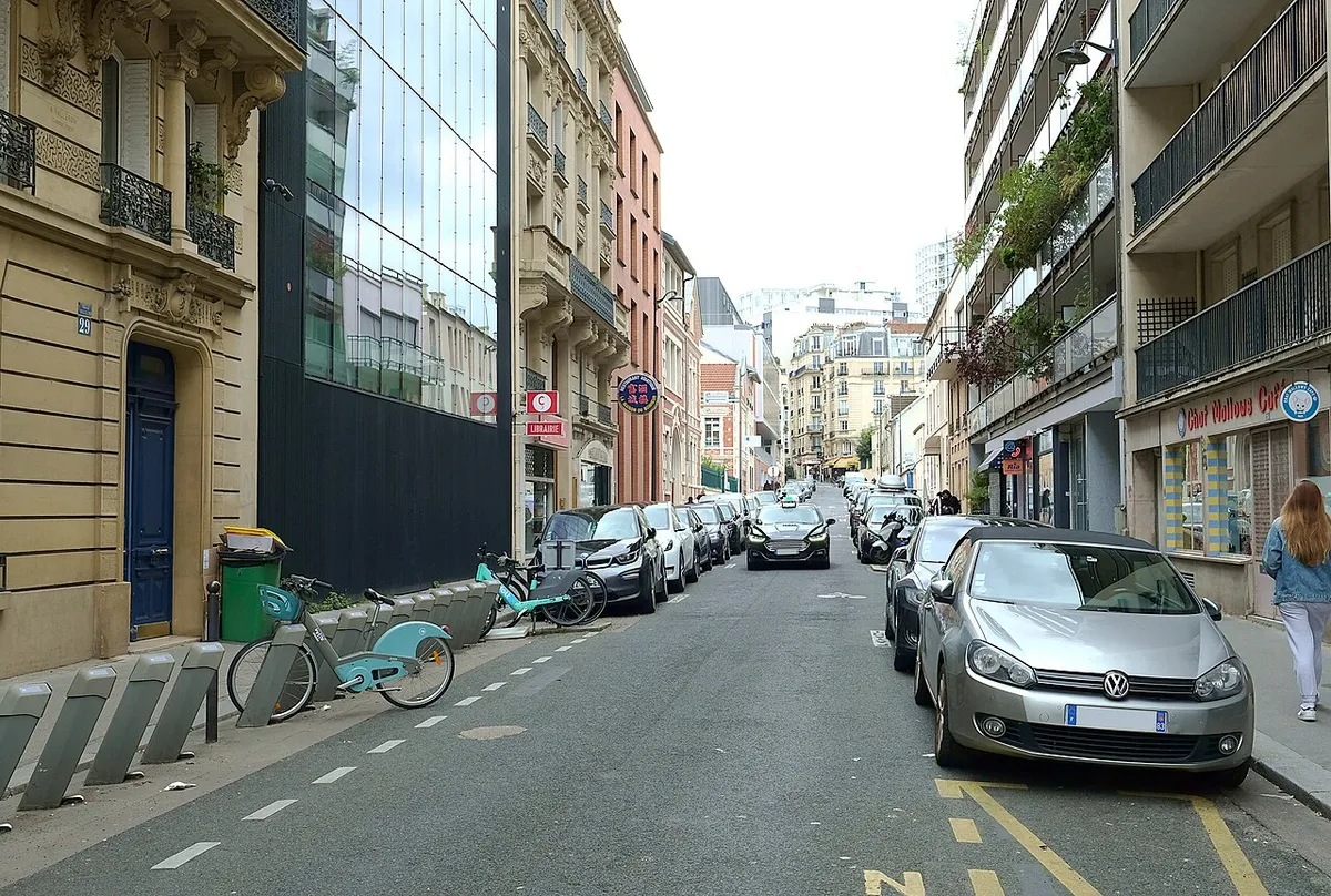 Rue des Volontaires