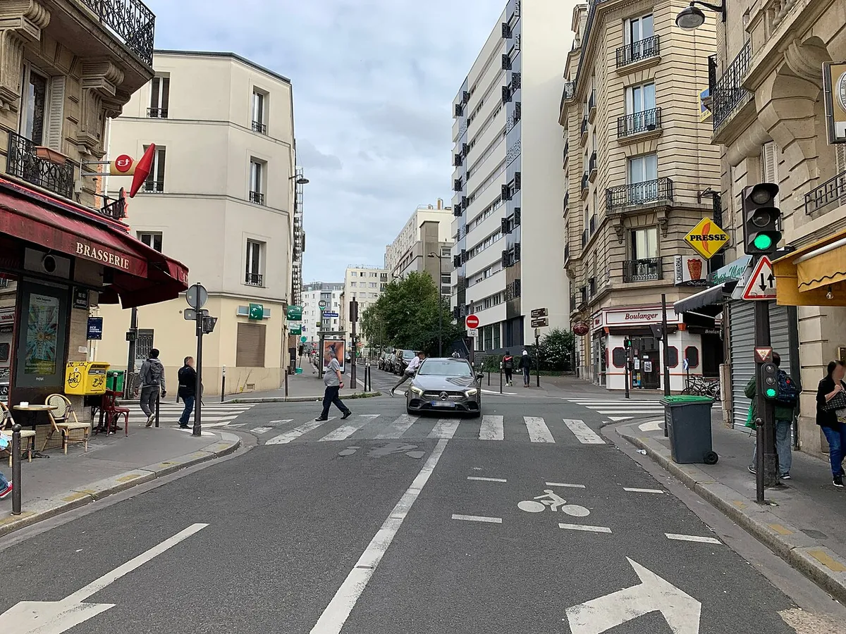 Rue des Volontaires, Paris.