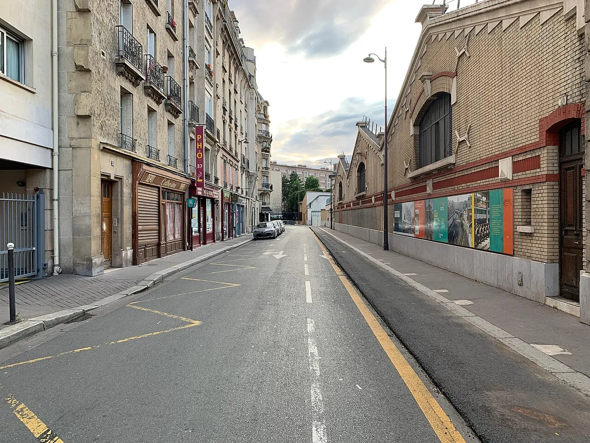 Rue Desnouettes, Paris.