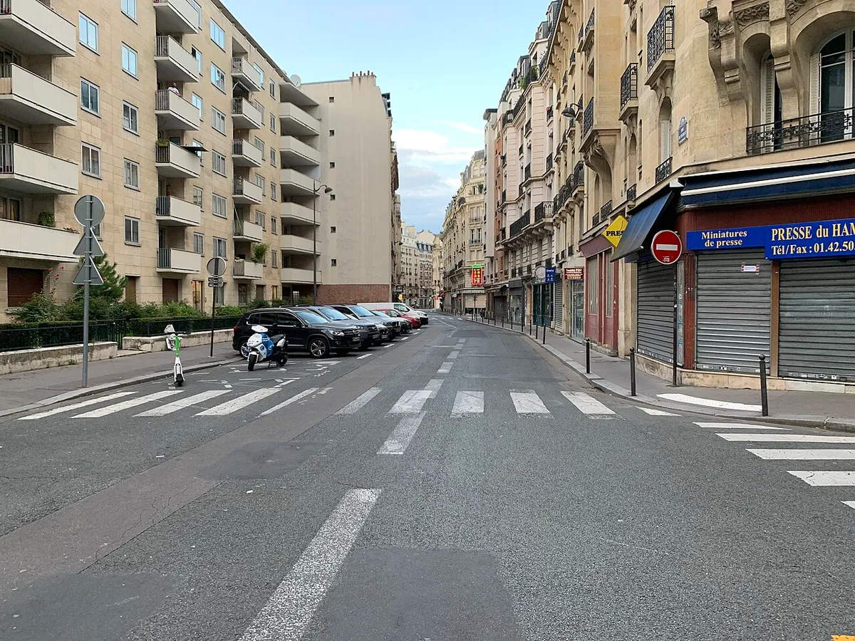 Rue du Hameau, Paris.