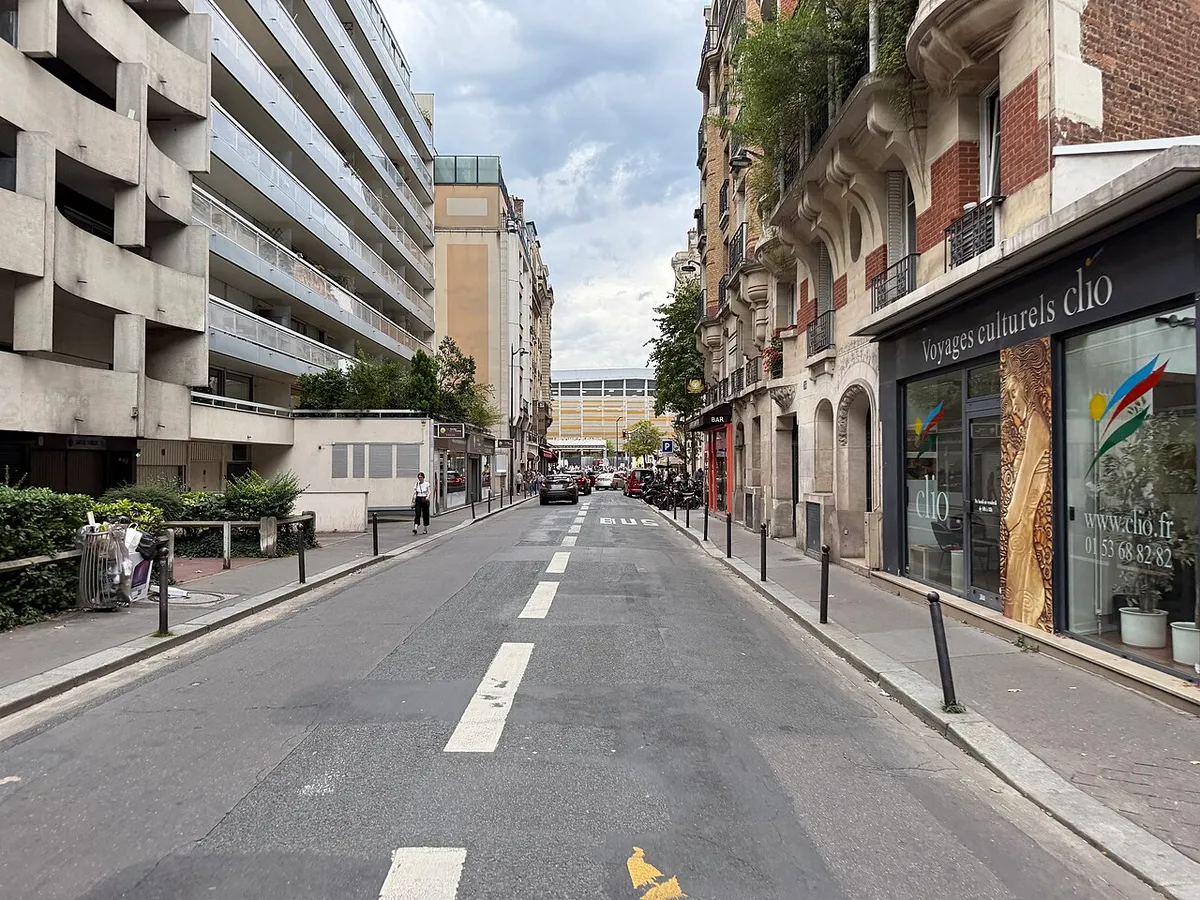 Rue du Hameau, Paris.