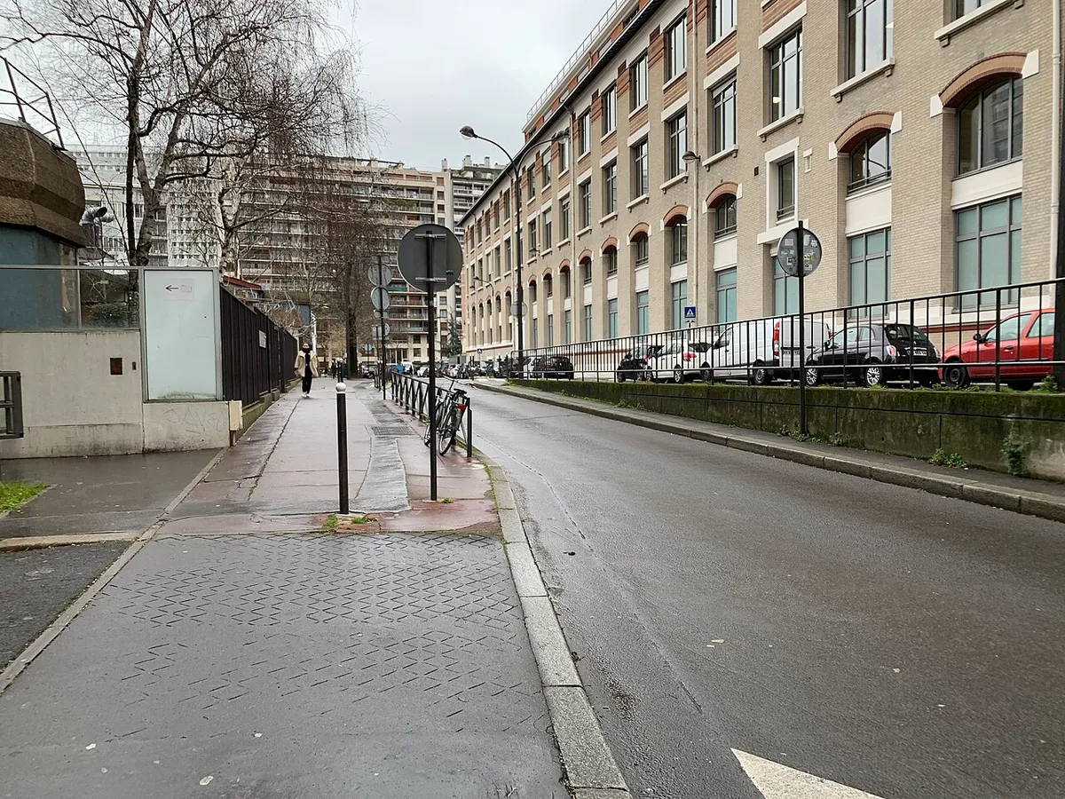 Rue Émeriau (Paris).