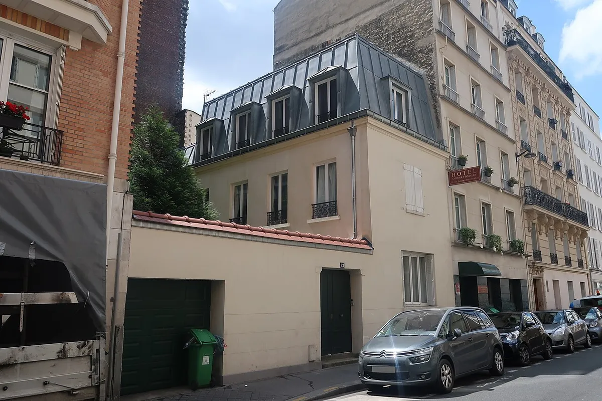 32 rue Fondary (Paris, 15e).