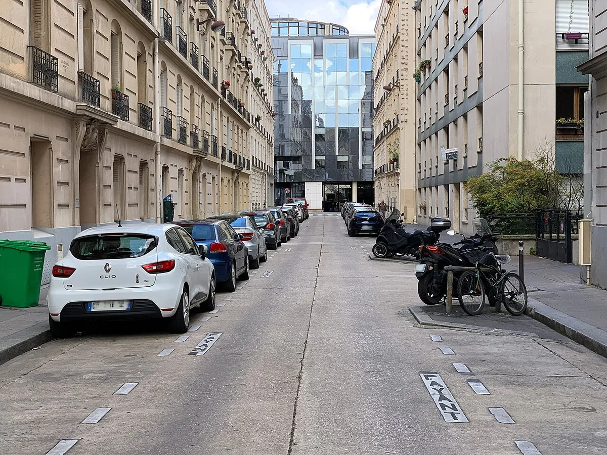 Rue Frédéric Magisson, Paris.