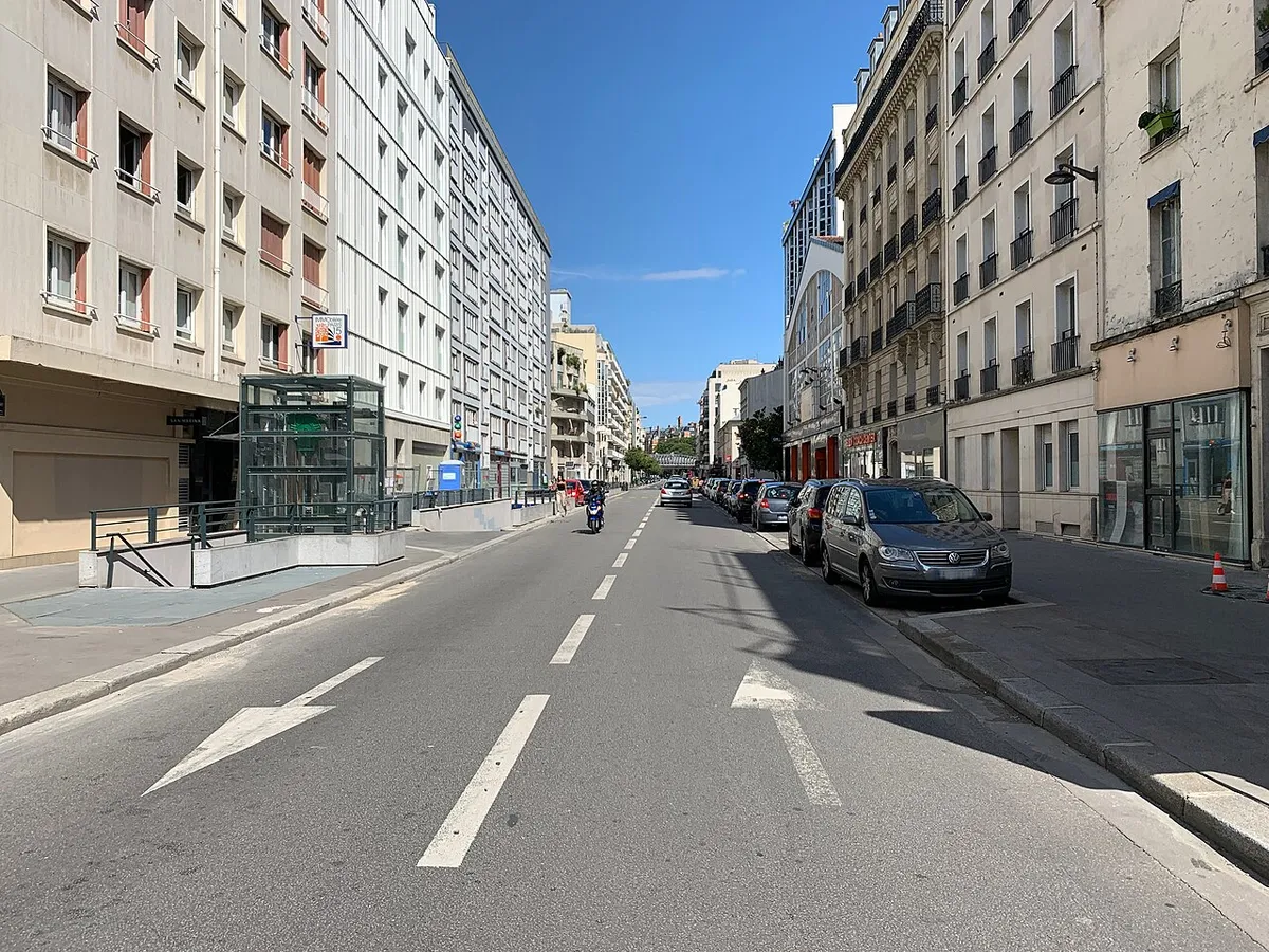Rue Frémicourt, Paris.