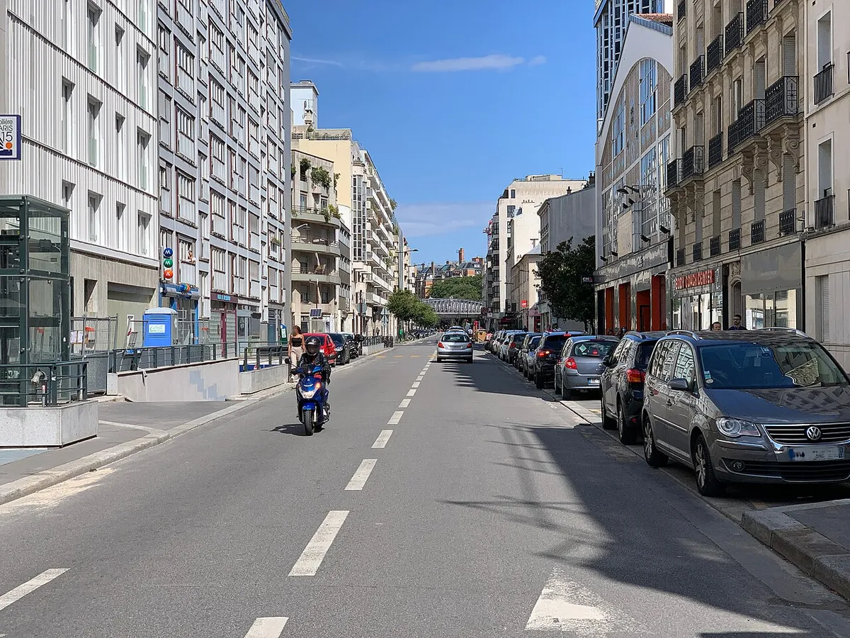 Rue Frémicourt, Paris.