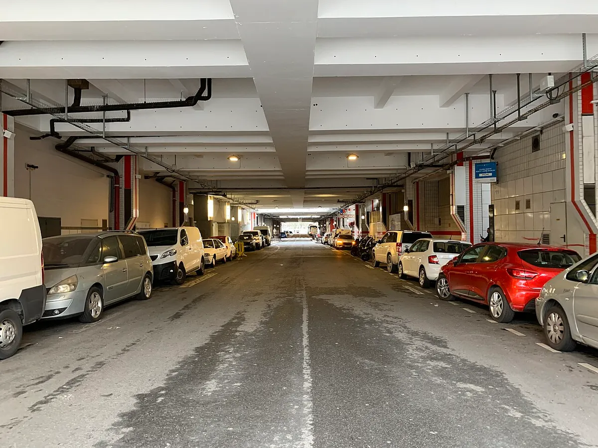 Rue Gaston de Caillavet (Paris), février 2020.