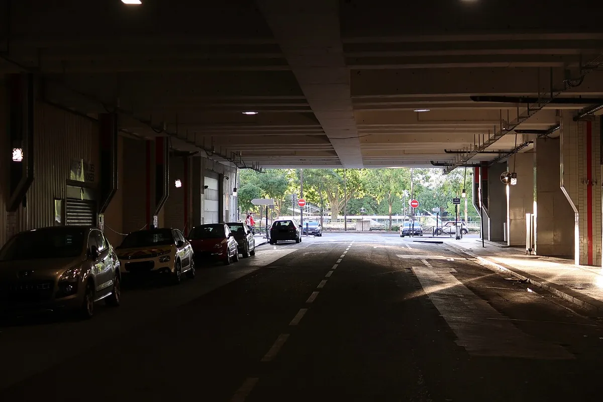 Rue Gaston-de-Caillavet (Paris, 15e).