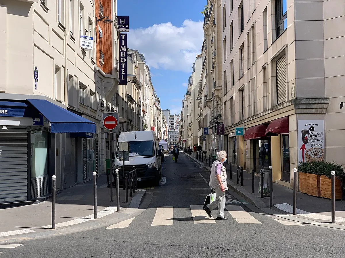 Rue Juge, Paris.