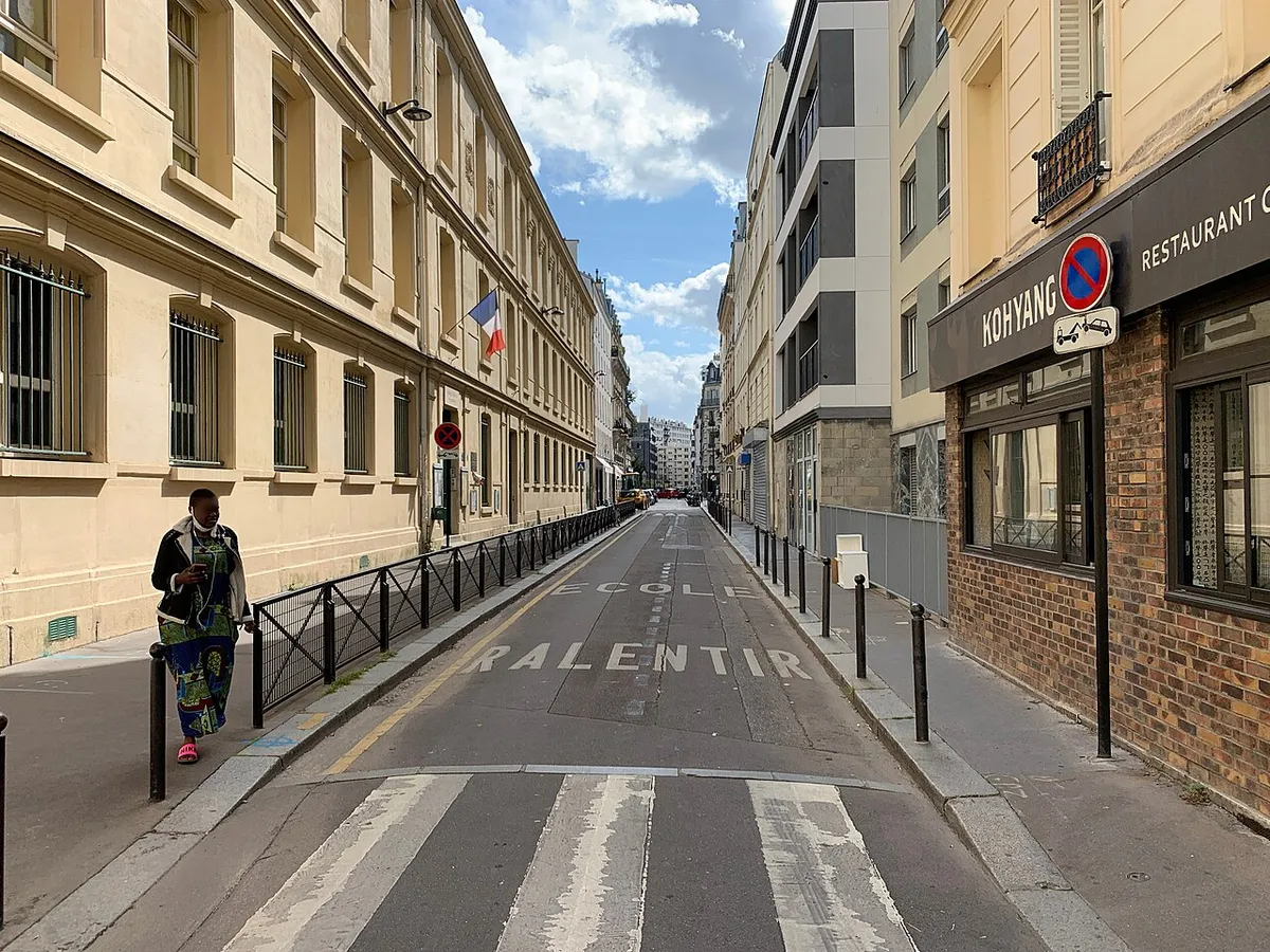 Rue Lacordaire, Paris.