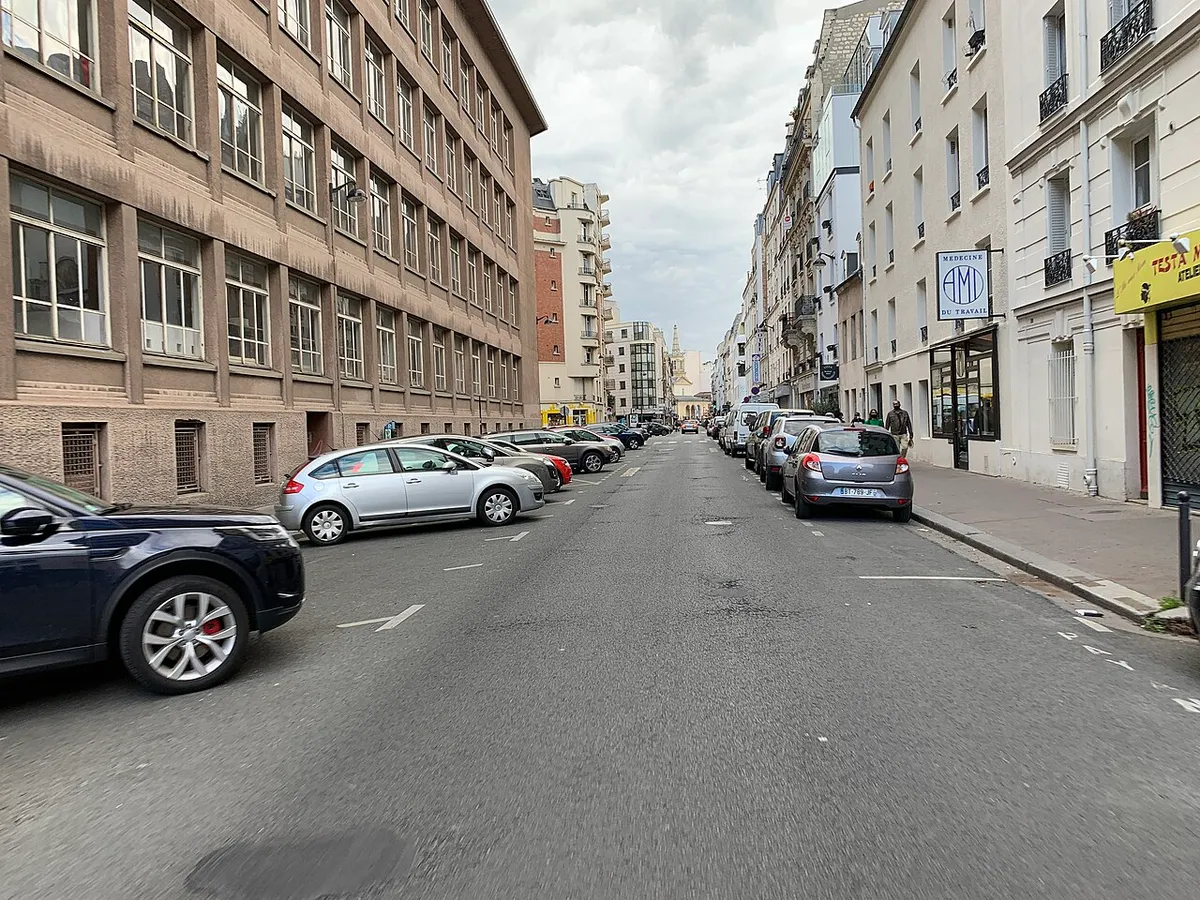 Rue Mademoiselle, Paris.