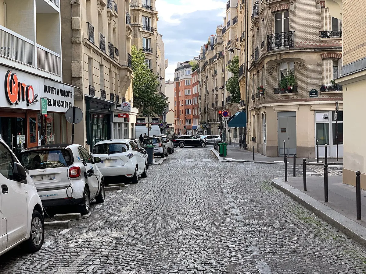 Rue Olivier de Serres, Paris.