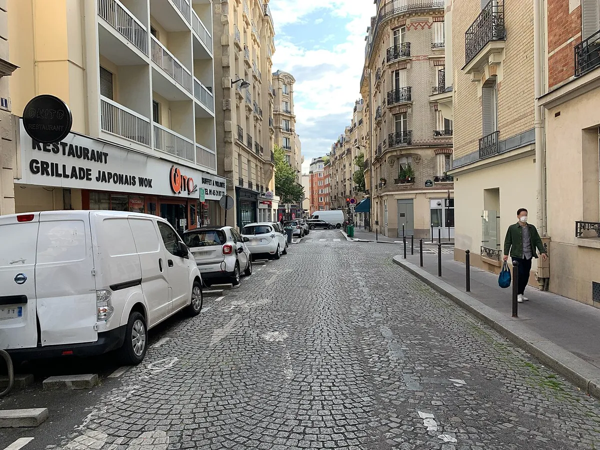Rue Olivier de Serres, Paris.