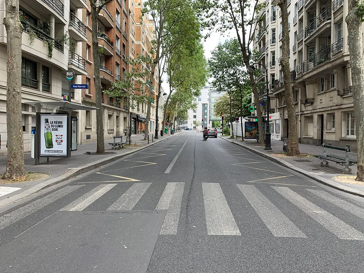 Rue Paul Barruel, Paris.