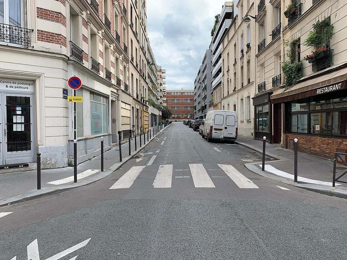 Rue Rosenwald, Paris.