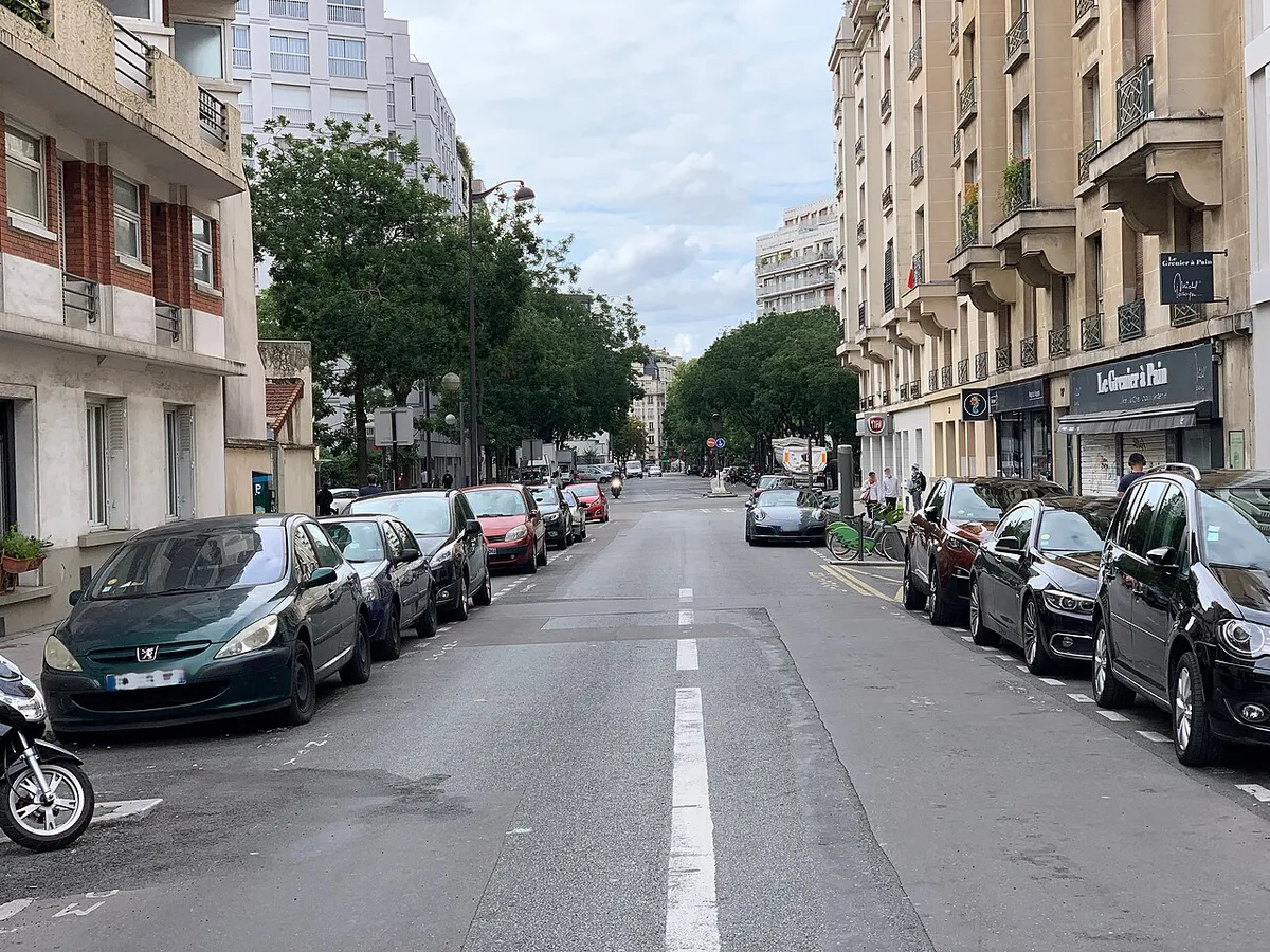 Rue Saint-Amand, Paris.