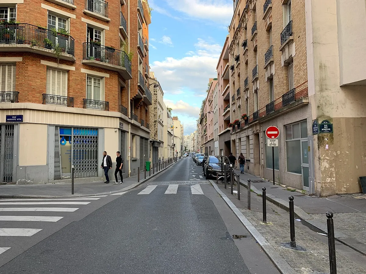 Rue Sébastien Mercier, Paris.