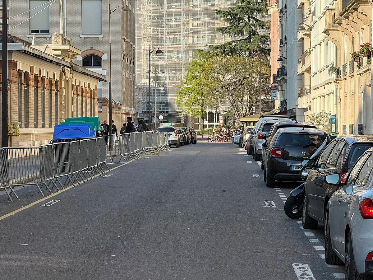 Rue Sextius Michel, Paris.