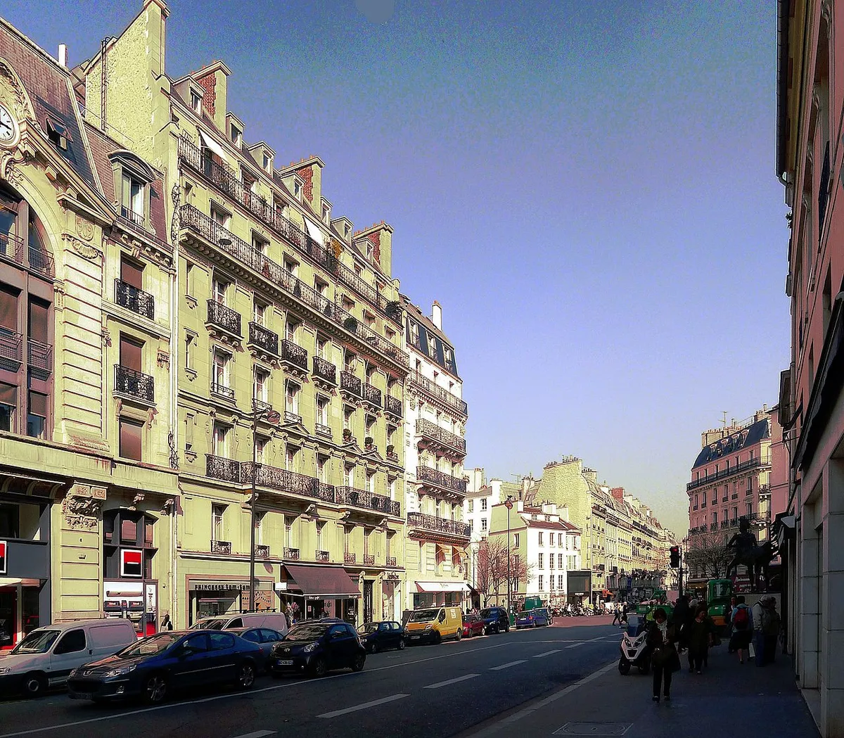 La rue de Sèvres, à Paris 15e