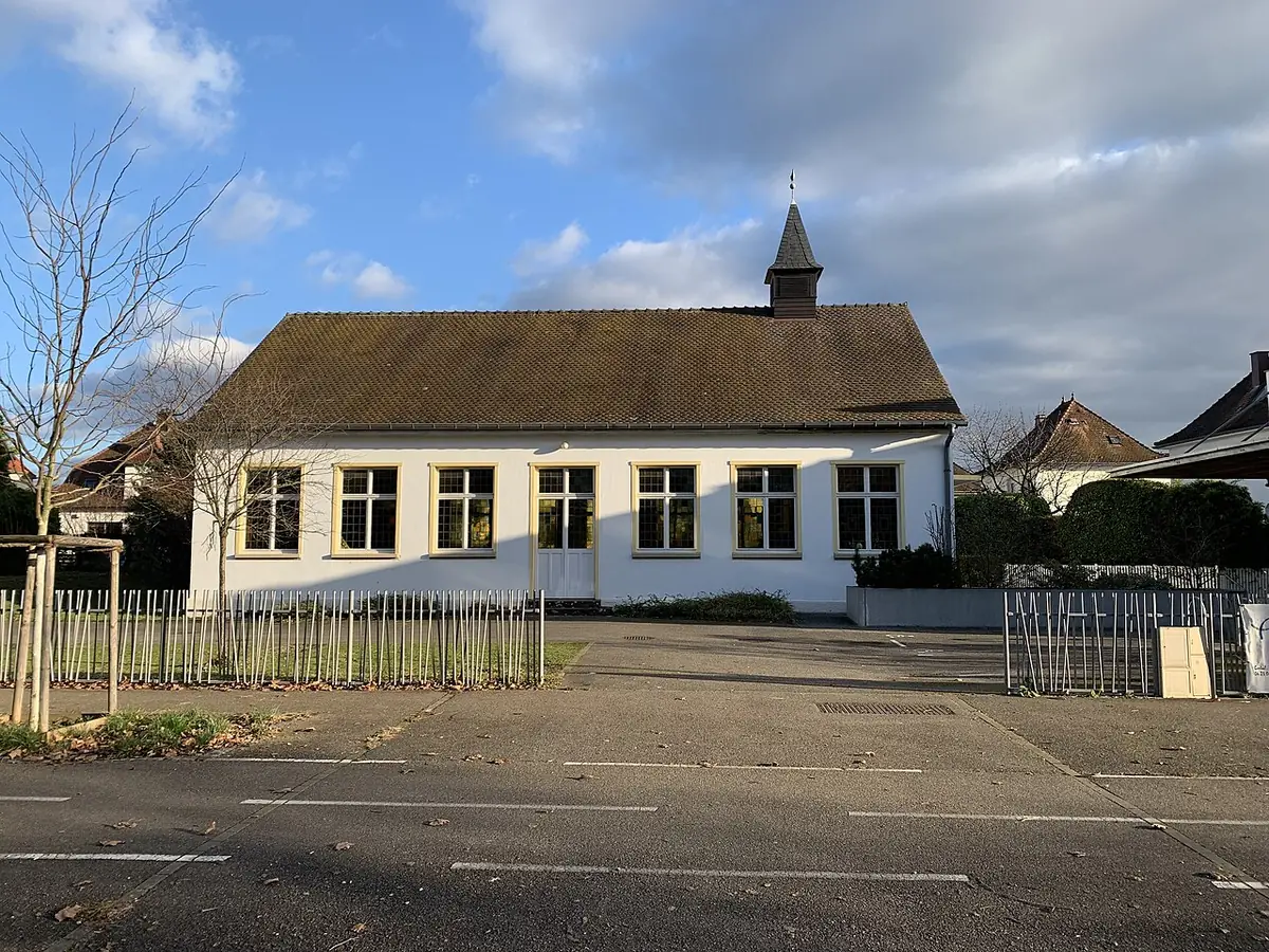 L’église protestante de la Meinau, un édifice blanc au cœur du quartier