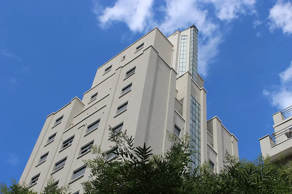Une tour des Gratte-Ciel, immeuble emblématique de Villeurbanne